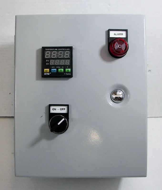 1-Zone Industrial Temperature Control Panel with RTD (PT100) Input - 120V AC, 22A Capacity 1-Zone Industrial Temperature Control Panel with RTD (PT100) Input - 120V AC, 22A Capacity