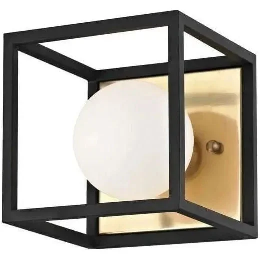 Track lighting with a sleek profileAira Bath Bracket