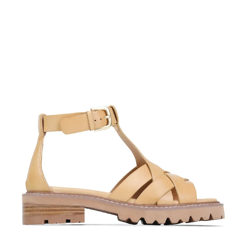 Women's Sandals with a Wedge Heel and a Tassel Detail in Orange for a Trendy LookLEONETTA SANDALS LEATHER Women's Sandals with a Wedge Heel and a Tassel Detail in Orange for a Trendy LookLEONETTA SANDALS LEATHER