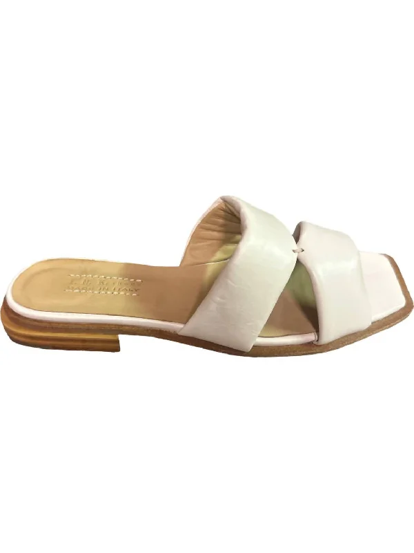 Elastic - Strap Women's Sandals with a Padded Toe in Teal for Easy On - and - OffWomen's Diver Sandals In Natural Elastic - Strap Women's Sandals with a Padded Toe in Teal for Easy On - and - OffWomen's Diver Sandals In Natural