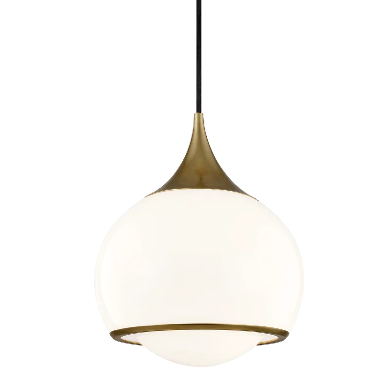 Traditional Brass Chandeliers for Classic InteriorsTraditional Brass Chandeliers for Classic InteriorsReese Pendant Traditional Brass Chandeliers for Classic InteriorsTraditional Brass Chandeliers for Classic InteriorsReese Pendant