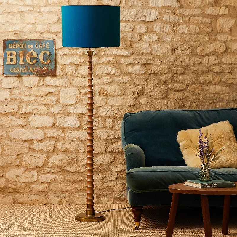 Rustic Farmhouse Style Floor Lamp for Cozy BedroomsTinto standing lamp in natural wood and antique brass Rustic Farmhouse Style Floor Lamp for Cozy BedroomsTinto standing lamp in natural wood and antique brass